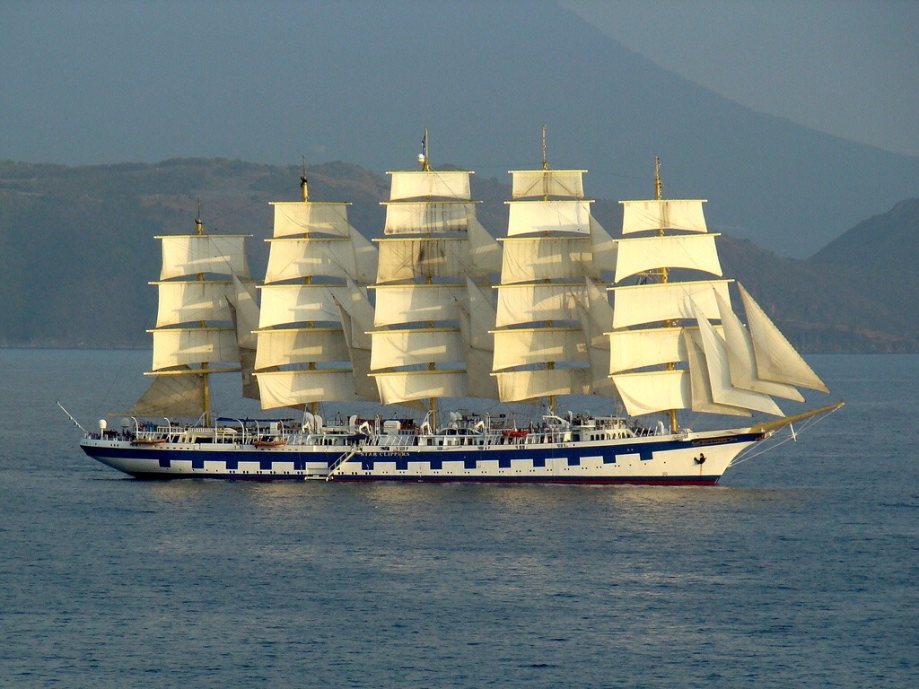 3691oiram:
“Royal Clipper sets sail
”