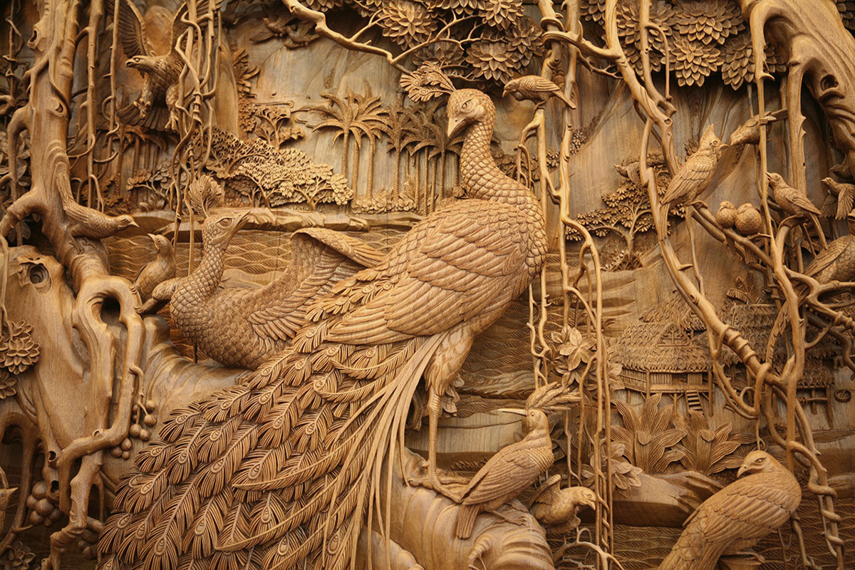 Unbelievably Detailed Wooden Sculptures Brought To Life By Traditional Dongyang Wood Carving
The intricate craftsmanship of the ancient Chinese wood carving technique that emerged from the Dongyang district as early as the Tang Dynasty shows...