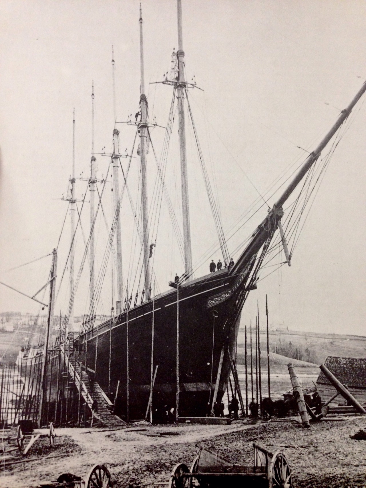 rickinmar:
“The Governor Ames was the first 5 masted schooner. built in 1888 at Waldoboro Maine.
”