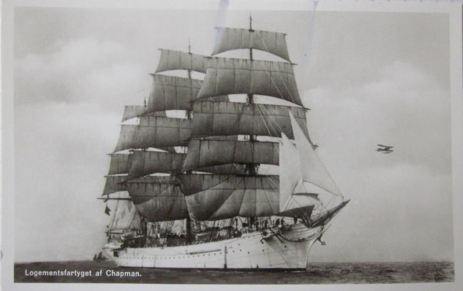 pirates-king:
“Pirates’ King Af Chapman:
The ship was constructed by the Whitehaven Shipbuilding Company, located in Whitehaven, Cumberland (present-day Cumbria), and launched in February 1888.[2] She was originally known as Dunboyne, after a town in...
