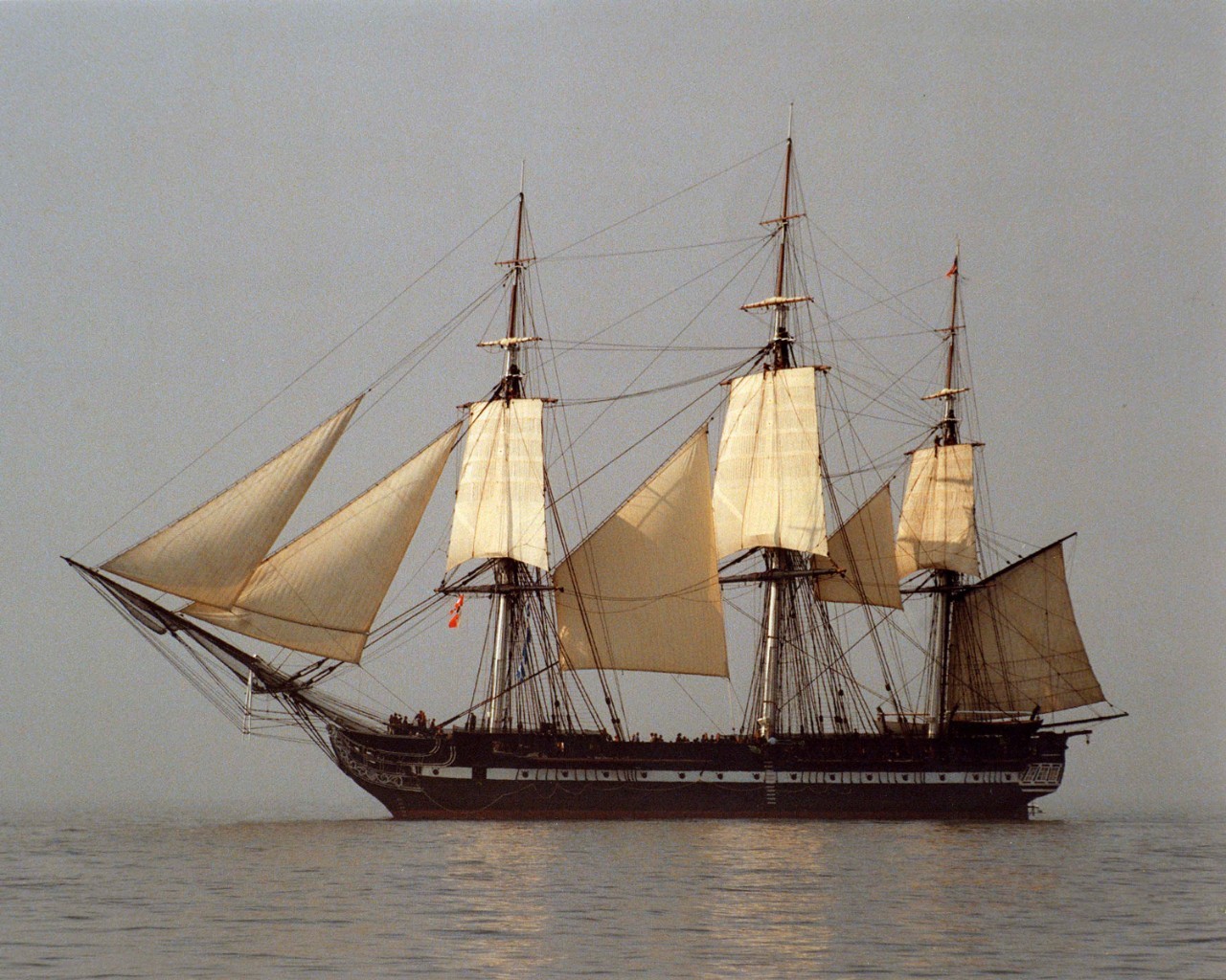 njnavyguy:

USS Constitution with eight sails set while underway in Boston Harbor, c.2005. U.S. Navy Photo.history.navy.mil