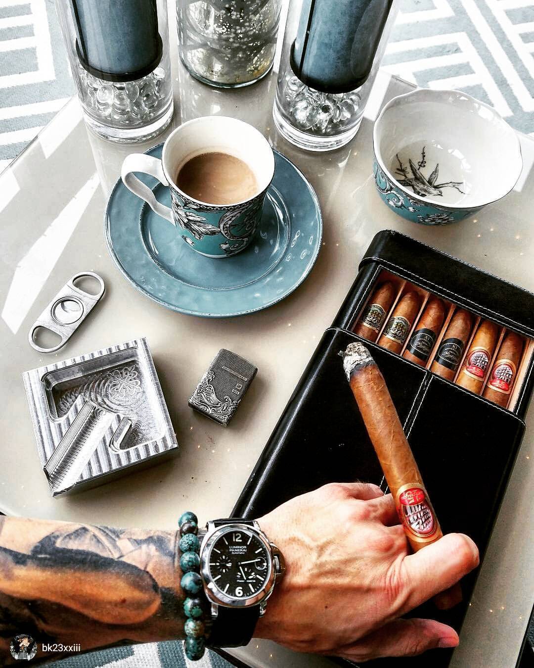 Rise and shine like my brother @bk23xxiii
🔥💨☕👌
#WhatWouldBk23xxiiiSmoke
#Repost 📸 from @bk23xxiii
WWW.CIGARSANDWHISKEYS.COM
➖➖➖➖➖➖➖➖
Tag someone who’d love this!😉
:Like 👍, Repost 🔃, Tag 🔖 Follow 👣 Us & Subscribe ✍...