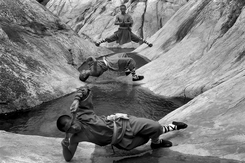 Shaolin Monks, China. Photo by Thomasz Gudzowaty
