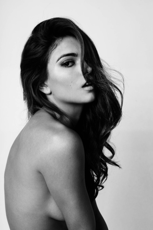 TheKyraSantoro: Kyra Santoro // model - Daily Ladies