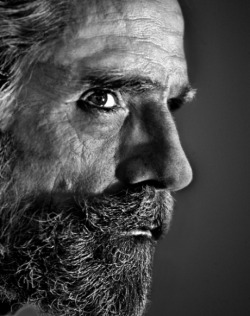 maaliekhan:
“ actorscatalog:
“ Jeremy Irons by Simon Annand
”
asfgdfhjkl; JEREMY , WHY ARE YOU SO AMAZING?!
”