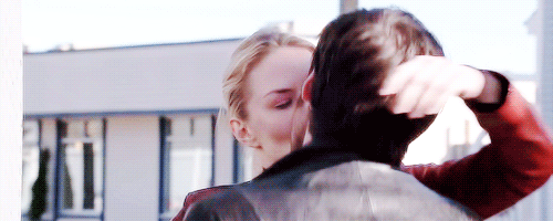 Image result for emma and hook 5x23 gifs