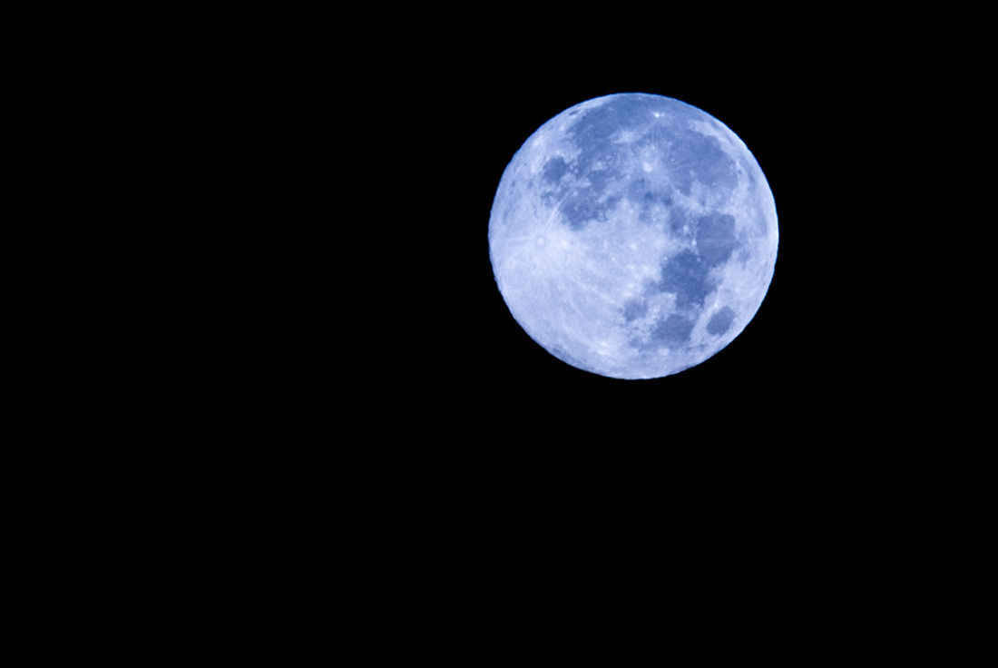 Tìm hiểu nhiều hơn 111 hình nền trăng xanh mới nhất  thdonghoadian