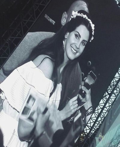 Lana Del Rey - Página 4 Tumblr_oah8i6ZMXy1rk2e30o1_400