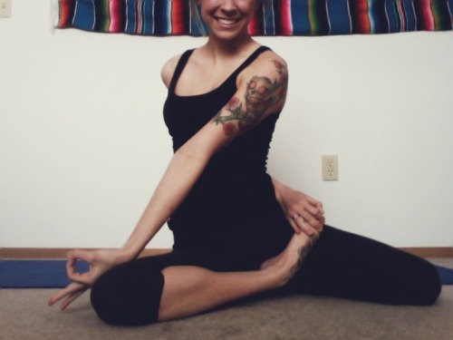 yoga pose on Tumblr