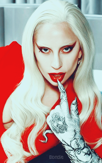 Lady Gaga Tumblr_o72pvcZHXu1qiiwoqo3_250